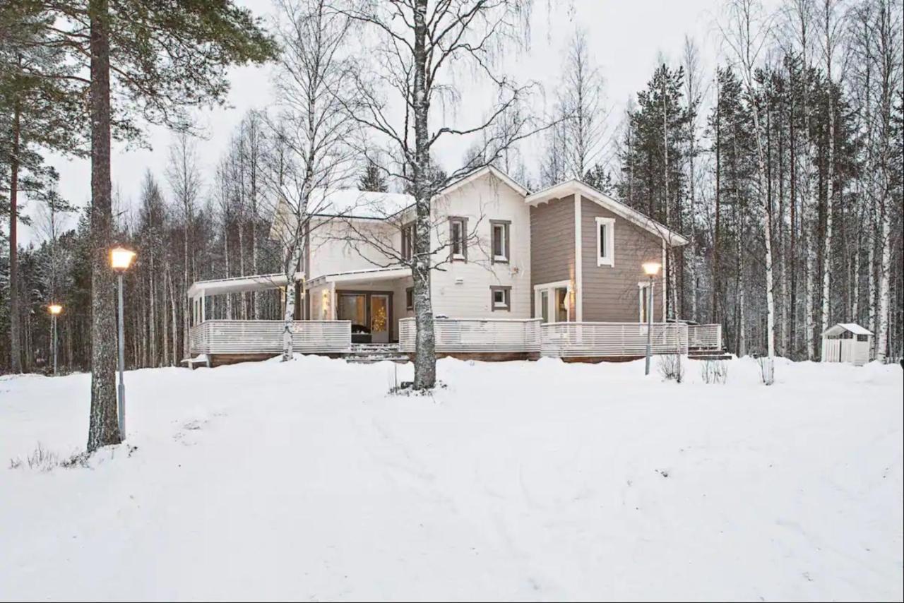 Luxurious Villa Kinos Rovaniemi Esterno foto
